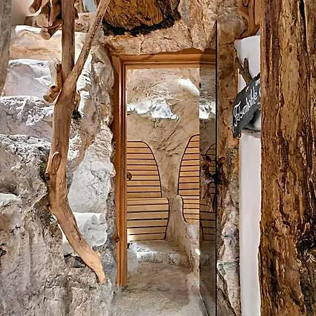 Mohrs Herzl Hotel